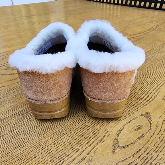 Dansko Women's Professional Cozy Cognac Suede Shearling Clog Size 8.5 - Picture 13 of 13